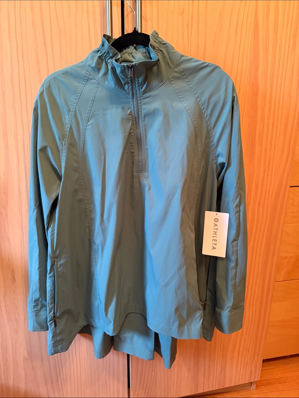 Athleta Advantage Poplin Teal Half-Zip Top
